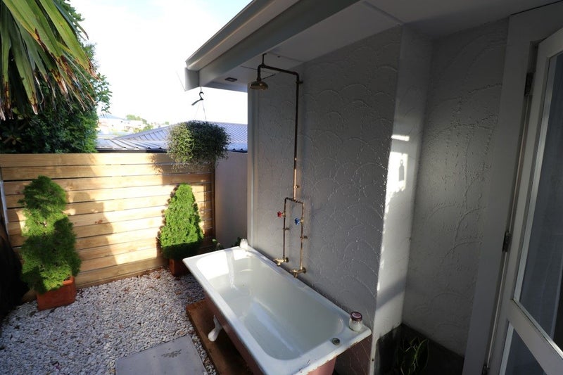 21 Goods Road, Otumoetai, Tauranga - Carousel 2