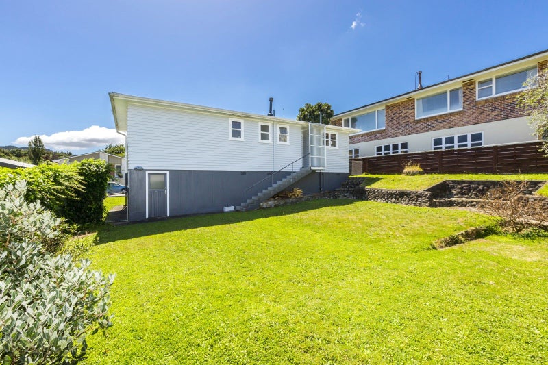 4 Kukupa Grove, Heretaunga, Upper Hutt - Carousel 17