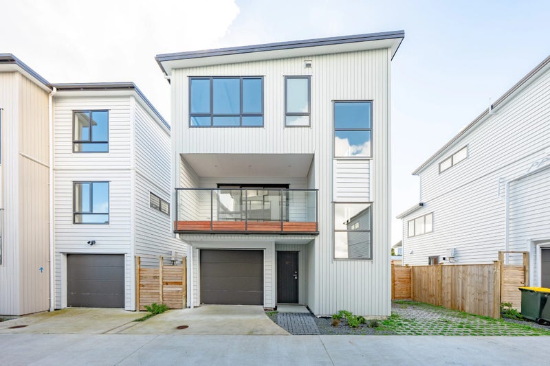 2/46 Cockayne Crescent, Sunnynook, Auckland - Carousel 1