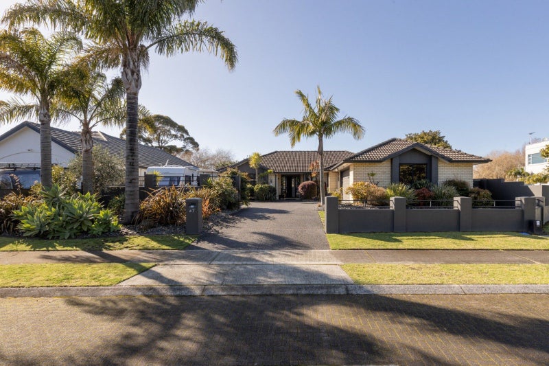 47 Kokomo Key, Papamoa Beach, Papamoa - Carousel 1