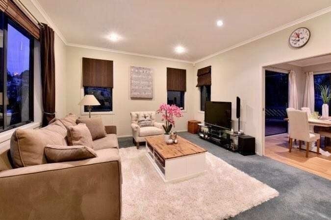 5 Hornbill Drive, Fairview Heights, Auckland - Carousel 2