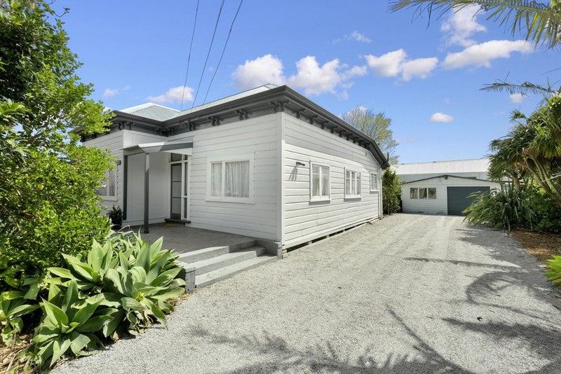6 Duke Street, Tamarau, Gisborne - Carousel 2