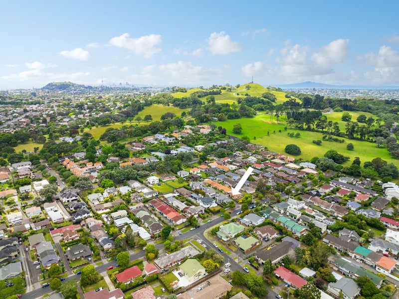 36 Turama Road, Royal Oak, Auckland - Carousel 2