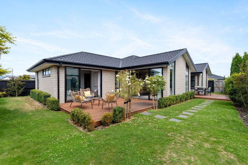 4 Azara Way, Wigram, Christchurch - Carousel 1