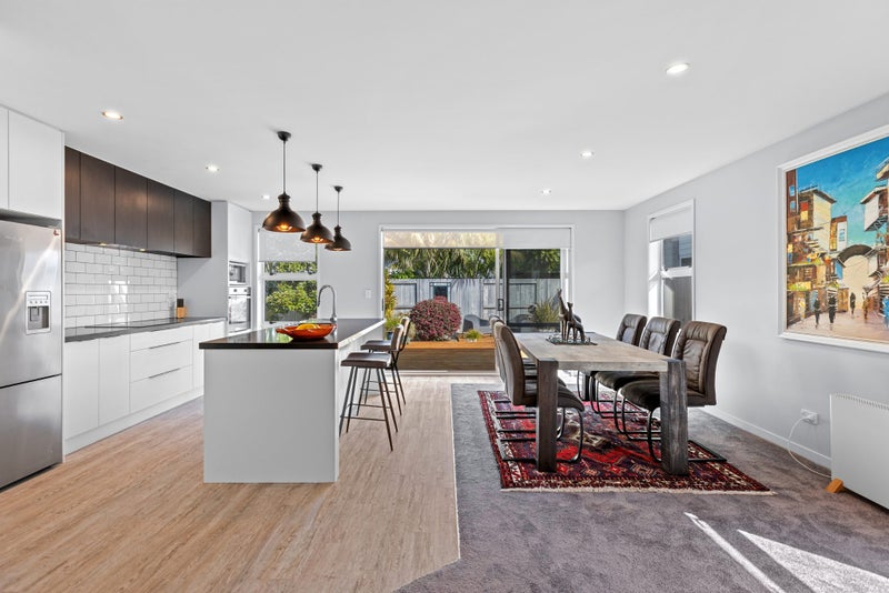 2 Cecilia Place, Papamoa Beach, Papamoa - Carousel 1