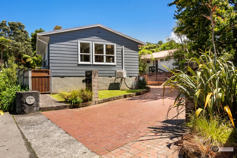 17 Park Road, Belmont, Lower Hutt - Carousel 22