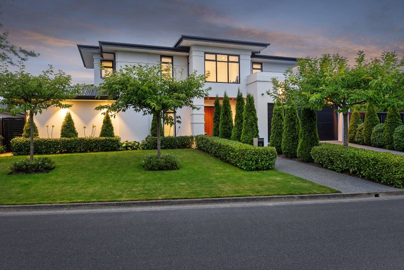 38 Glen Oaks Drive, Northwood, Christchurch - Carousel 2