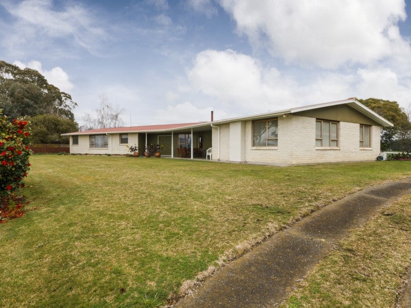 36 Puketotara Road, Rangiotu, Palmerston North - Carousel 26