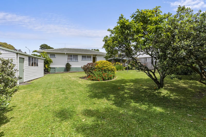 50 Felgrove Street, Glendene, Auckland - Carousel 1