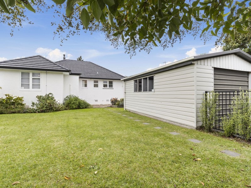 40 Casey Avenue, Fairfield, Hamilton - Carousel 1