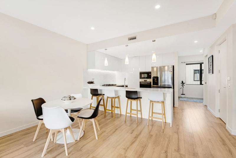 72 Te Oneroa Way, Long Bay, Auckland - Carousel 2