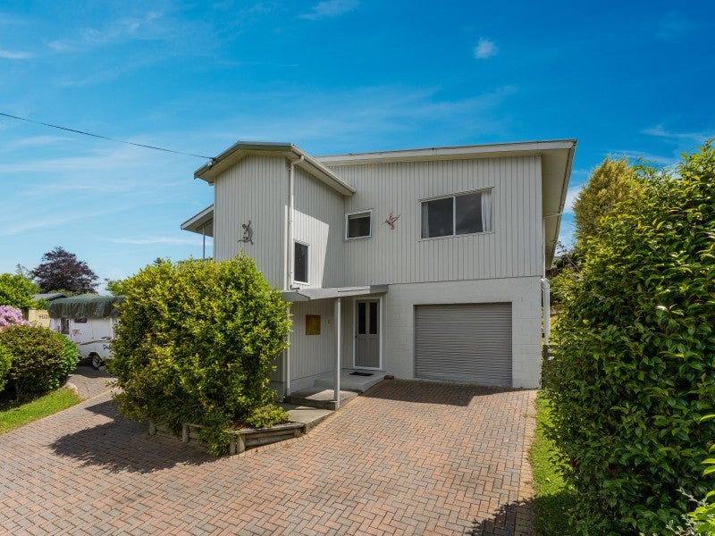 2 Liston Avenue, Hilltop, Taupo - Carousel 2