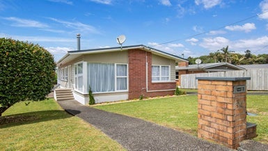 54 Te Paka Crescent, Kamo, Whangarei - Carousel 1