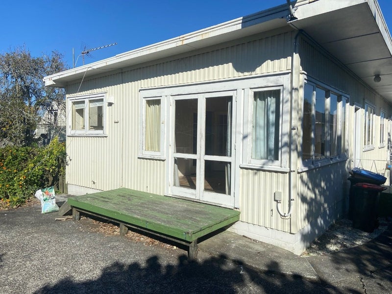 4/10 Croydon Road, Mount Eden, Auckland - Carousel 1