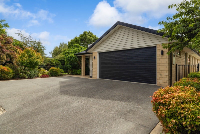 11 Breton Close, Northwood, Christchurch - Carousel 25