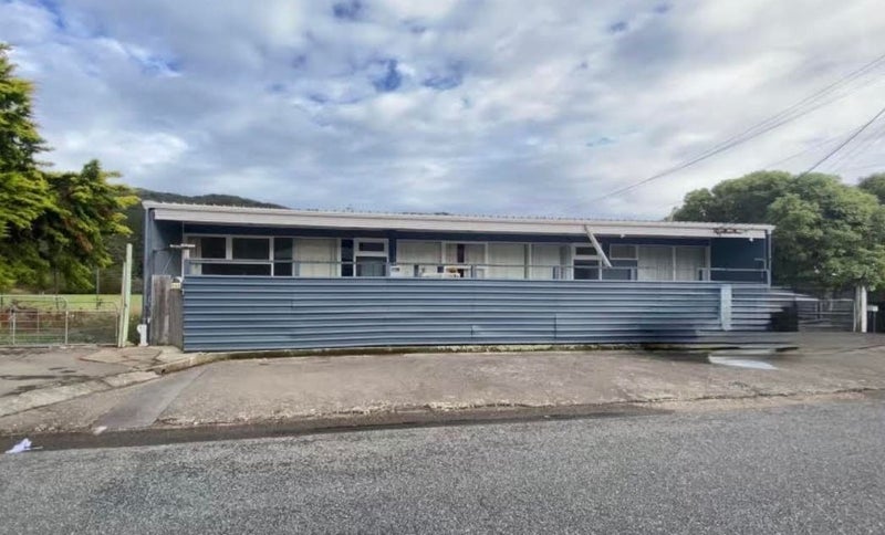 54 WOOD ST, HOMEDALE, WAINUIOMATA - Carousel 2