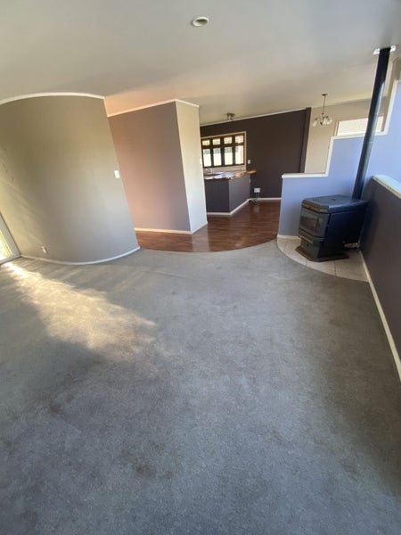 689 Beach Road, Rothesay Bay, Auckland - Carousel 2