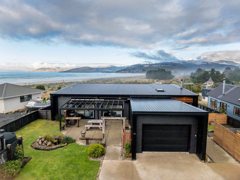 10 Okahau Terrace, Warrington, Waikouaiti - Carousel 1