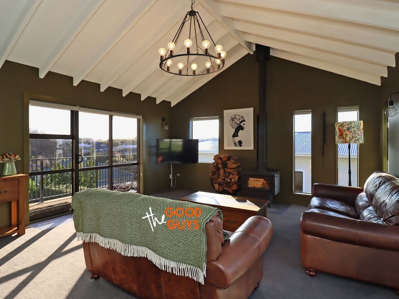 20A Till Street, South Hill, Oamaru - Carousel 1