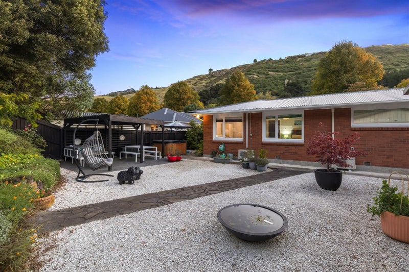 105 Bowenvale Avenue, Cashmere, Christchurch - Carousel 2