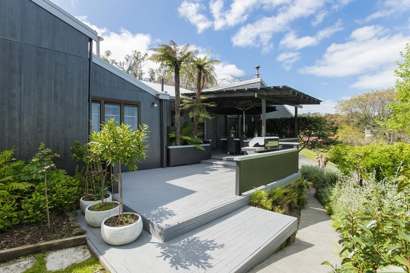 30 Sievwright Lane, Whataupoko, Gisborne - Carousel 1