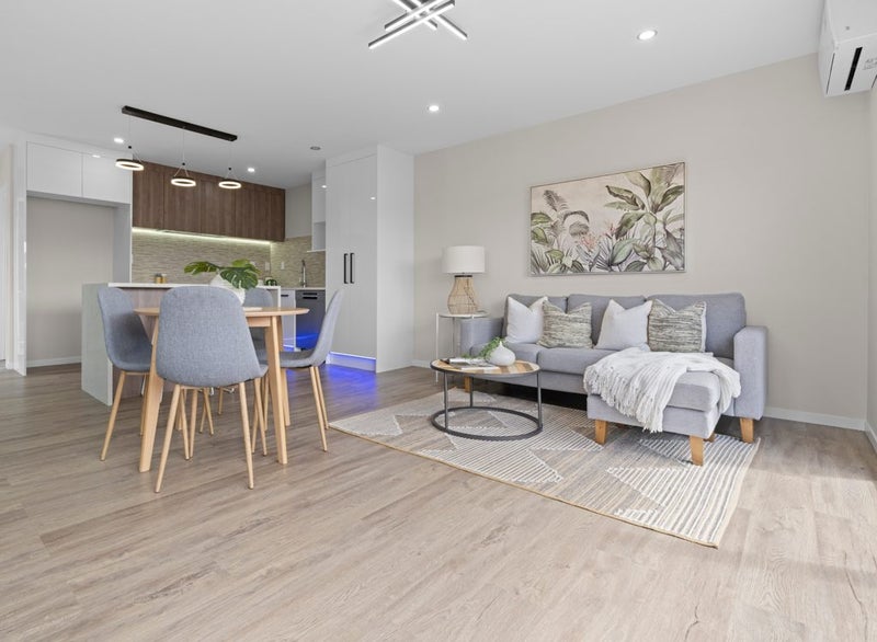 8/18 Hutchinsons Road, Bucklands Beach, Auckland - Carousel 2