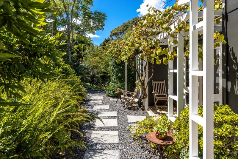 90 Hill Road, Palm Beach, Waiheke Island - Carousel 2