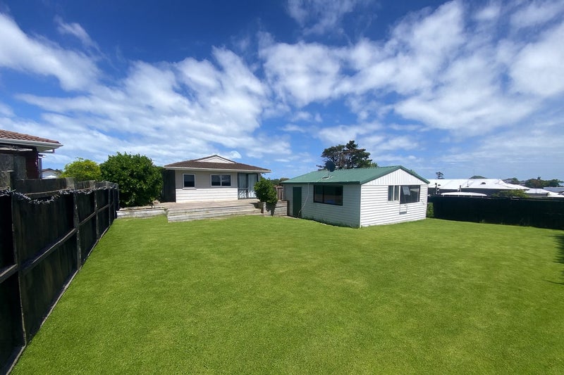 18 Bundena Place, Clendon Park, Auckland - Carousel 11