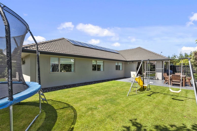10 Beechwood Drive, Northwood, Christchurch - Carousel 16