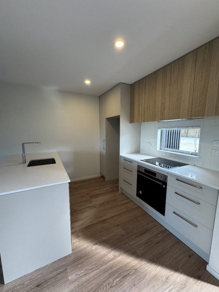 59 Seaview Road, Otumoetai, Tauranga - Carousel 2