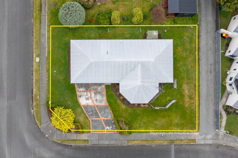 25 Govan Drive, Te Anau, Te Anau - Carousel 19