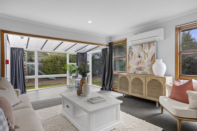 2 Clipper Place, Redwood, Christchurch - Carousel 2