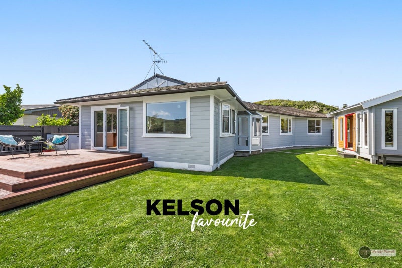 5 Waiau Close, Kelson, Lower Hutt - Carousel 1