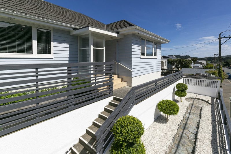 29A Waipapa Road, Hataitai, Wellington - Carousel 2
