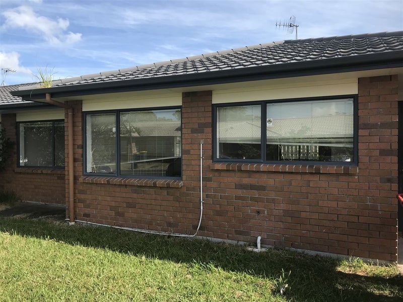20 Carlas Way, Ranui, Auckland - Carousel 1