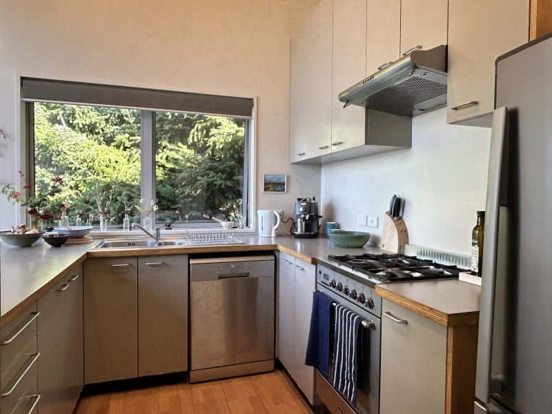 7C Strawberry Lane, Fernhill, Queenstown - Carousel 2