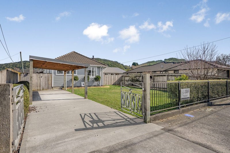 121 Thackeray Street, Trentham, Upper Hutt - Carousel 15