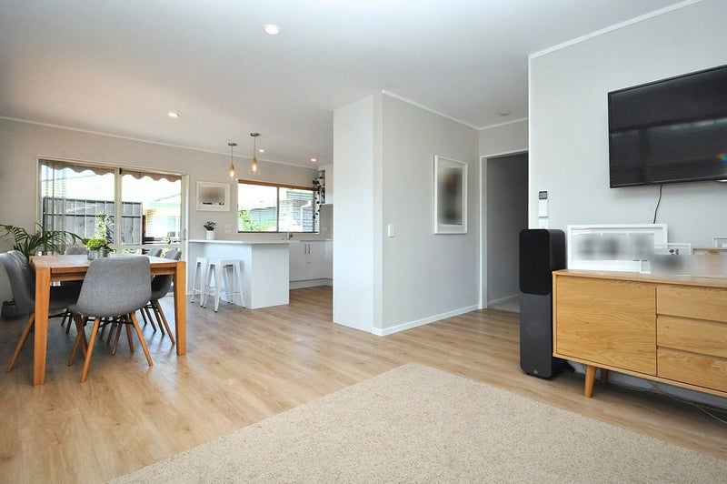 22A Greta Place, Stanmore Bay, Whangaparaoa - Carousel 1