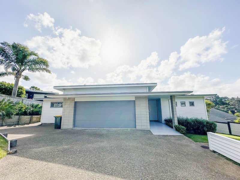 18 Hawaiian Parade, Arkles Bay, Whangaparaoa - Carousel 1