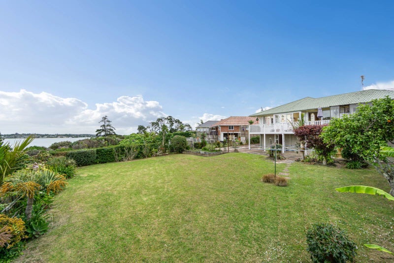32 Silverton Avenue, Wai o Taiki Bay, Auckland - Carousel 29