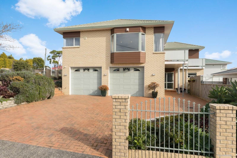 124 Terry Street, Blockhouse Bay, Auckland - Carousel 1