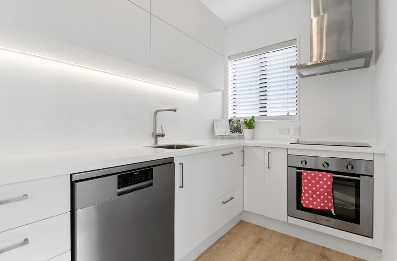 4A/40 Charlotte Street, Eden Terrace, Auckland - Carousel 2