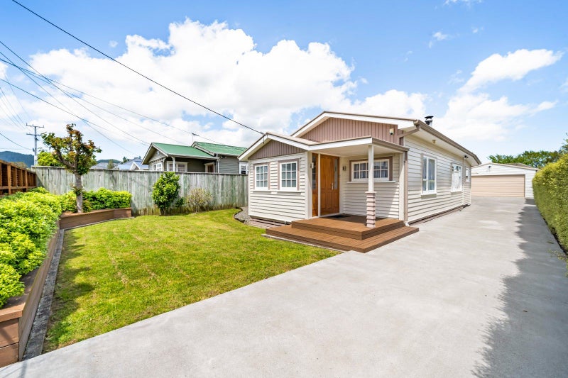 6 Beth Street, Trentham, Upper Hutt - Carousel 1