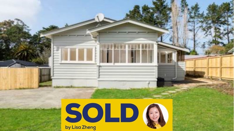 63 Woodside Road, Massey, Auckland - Carousel 1
