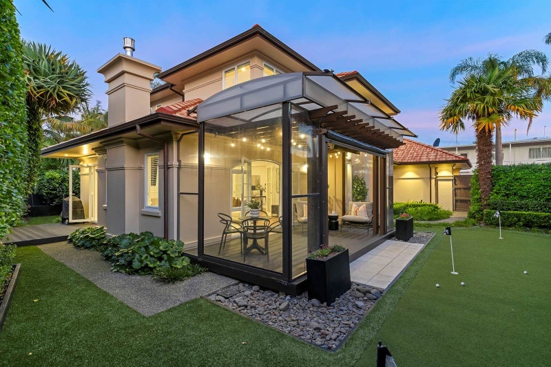 18 Taranaki Road, Kohimarama, Auckland - Carousel 1