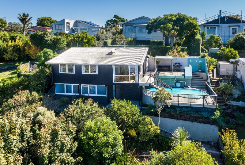 17 Spencer Road, Hospital Hill, Napier - Carousel 2