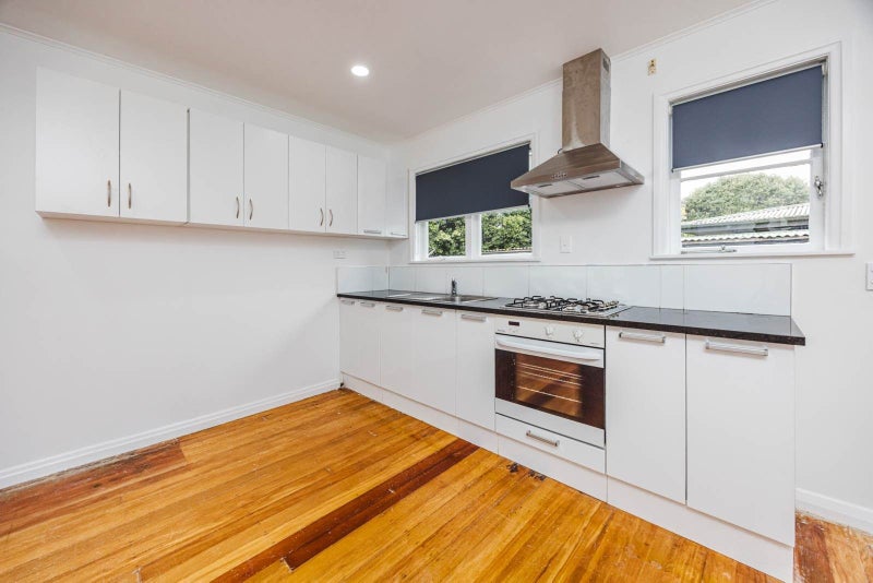 65 Maioro Street, New Windsor, Auckland - Carousel 2