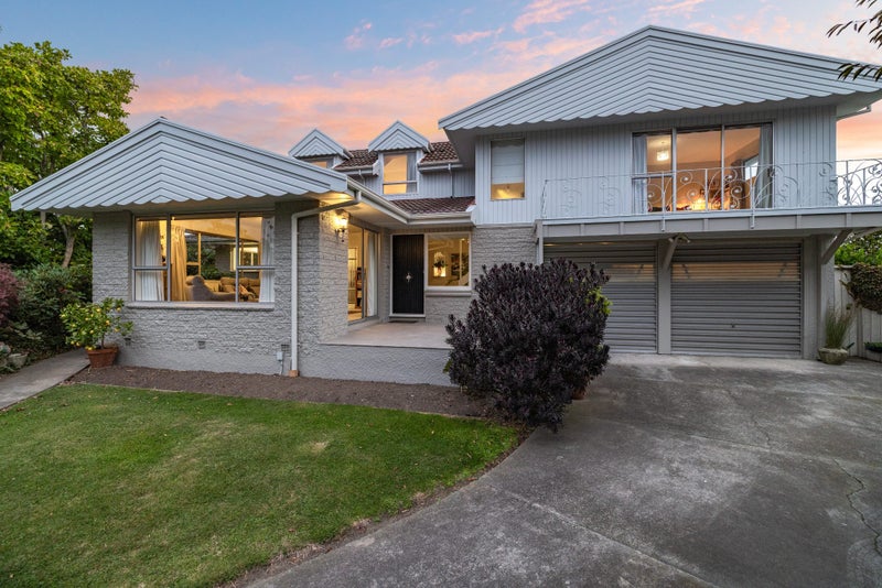 14 St Winifreds Place, Bryndwr, Christchurch - Carousel 2