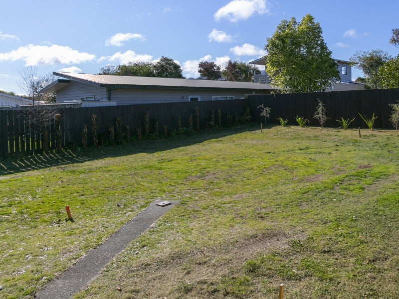 20B Frederick Street, Two Mile Bay, Taupo - Carousel 6