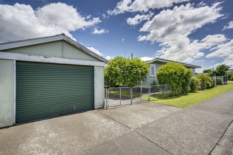 1119 Heretaunga Street East, Parkvale, Hastings - Carousel 18